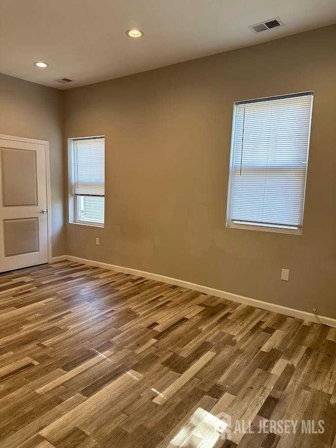 62 Sandford Ave #2 - Photo 6 of 6