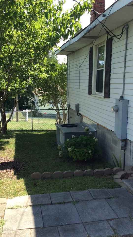 216 Safie Fifth St - Photo 3 of 22