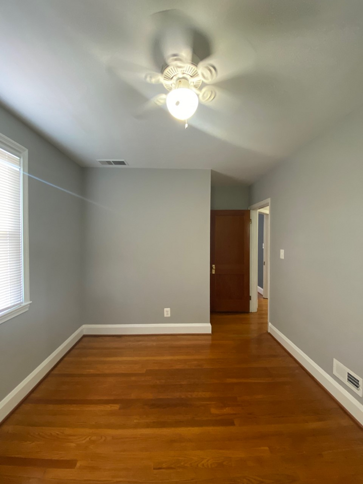 3162 Woodring Ave - Photo 5 of 12