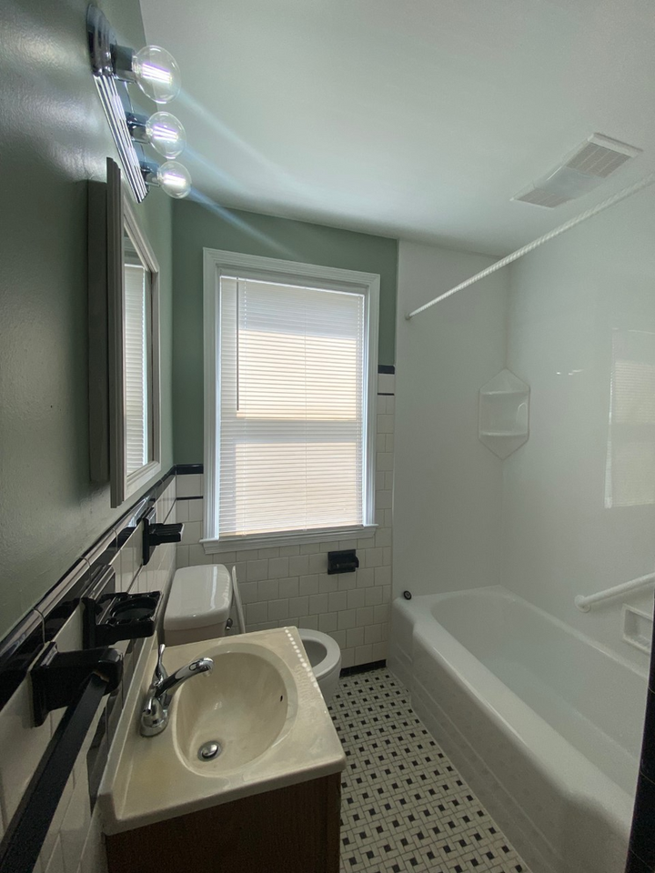 3162 Woodring Ave - Photo 6 of 12