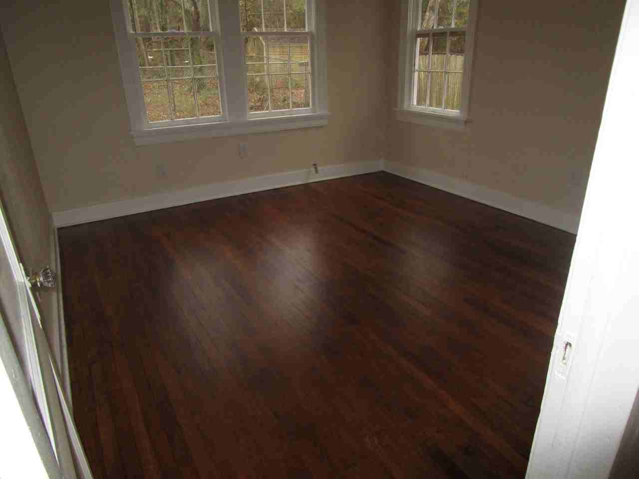 3062 Oxford Ave - Photo 5 of 17