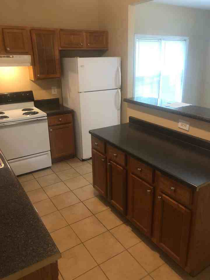 115 Holly Rd Nw - Photo 3 of 14