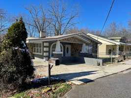 featured image of 17 Gilliam St