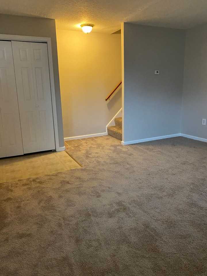 342 Center Deen Ave - Photo 3 of 13