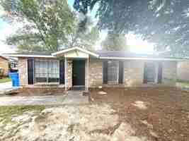 featured image of 230 Joyce St