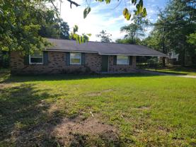 225 Pecan Dr - Photo 1 of 1