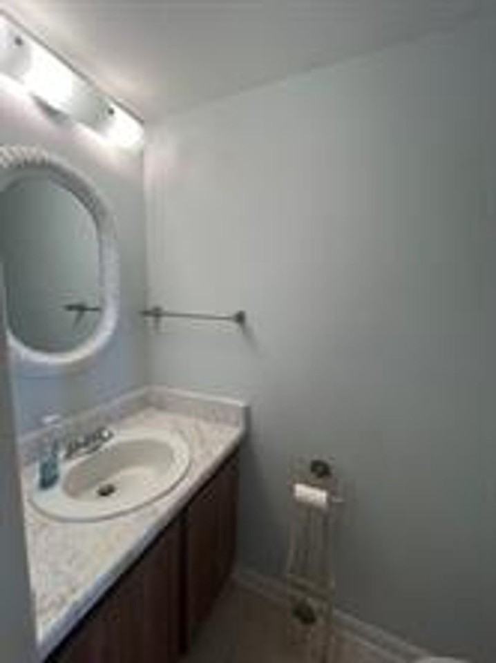 1498 Demere Rd - Photo 2 of 24