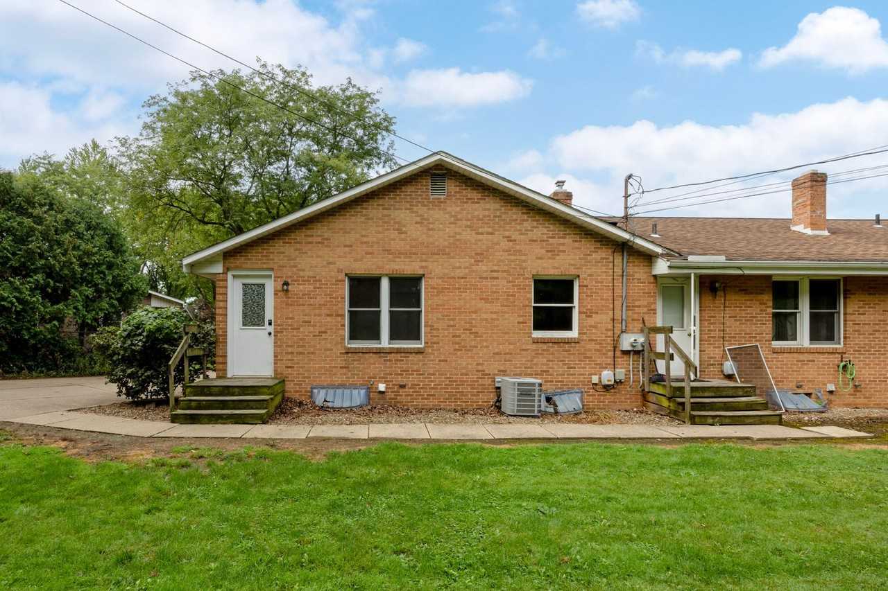 1906 Cher Ct - Photo 2 of 16