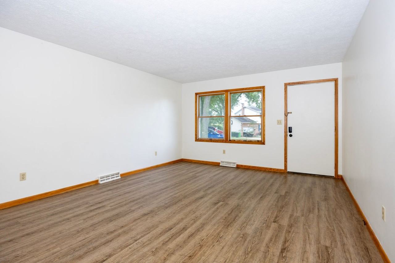 1906 Cher Ct - Photo 5 of 16