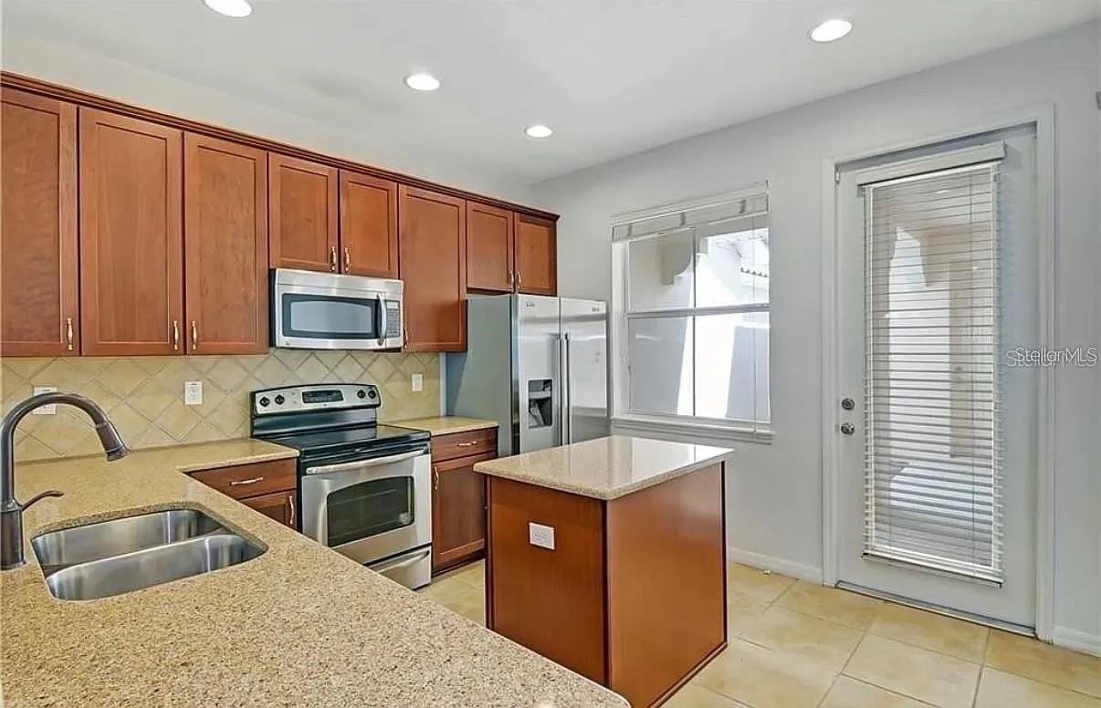 12232 Triton Ln #5 - Photo 6 of 24