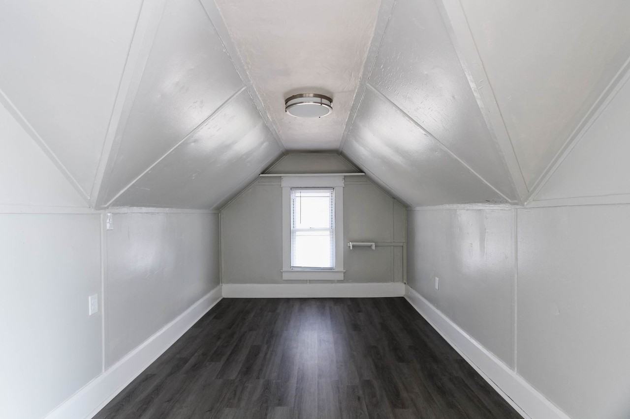 1801 W Main St - Photo 6 of 15