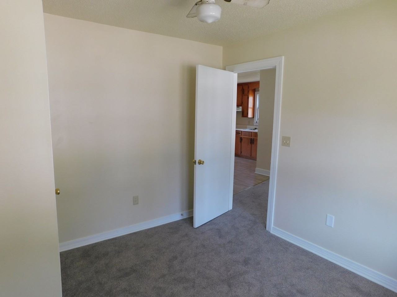 701 W Elizabeth St - Photo 5 of 11