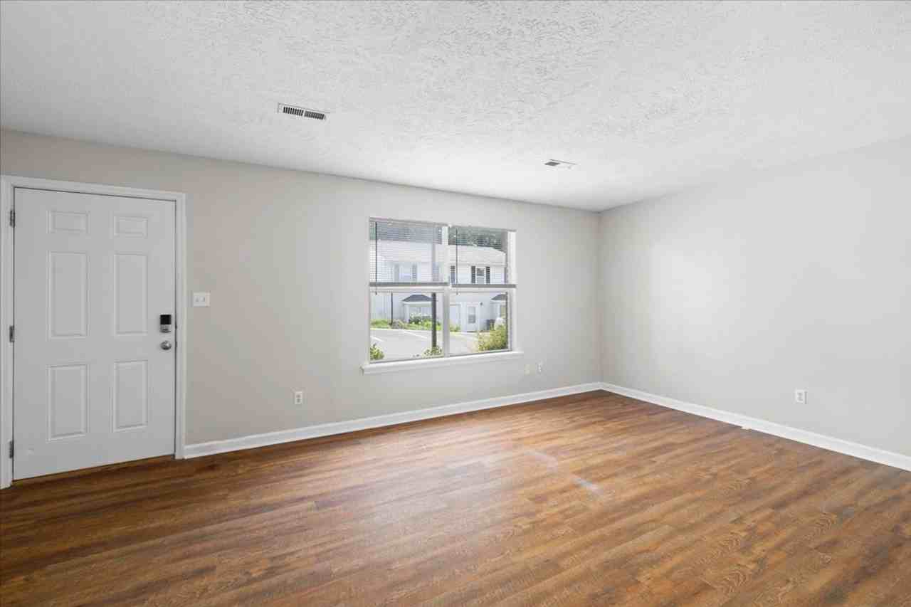 152 Clover Valley Cir - Photo 3 of 18