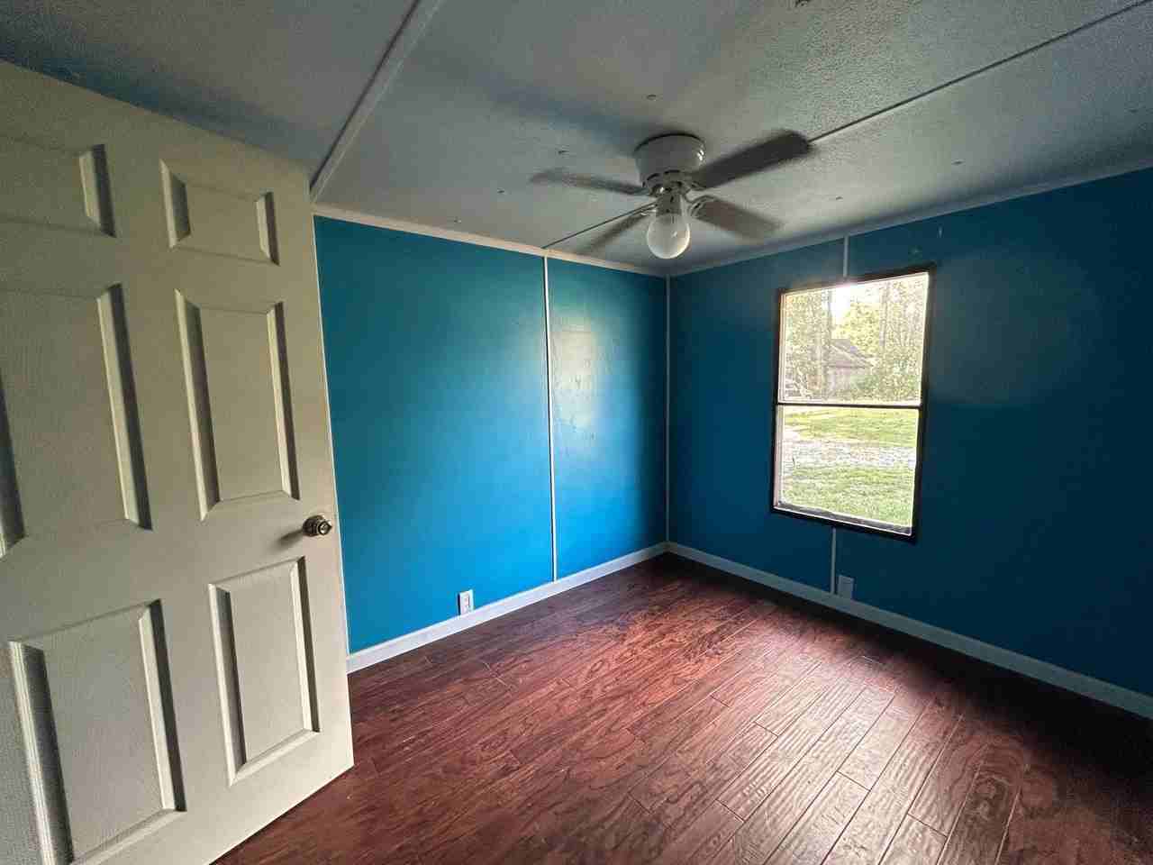 3236 Swaim Rd - Photo 6 of 14