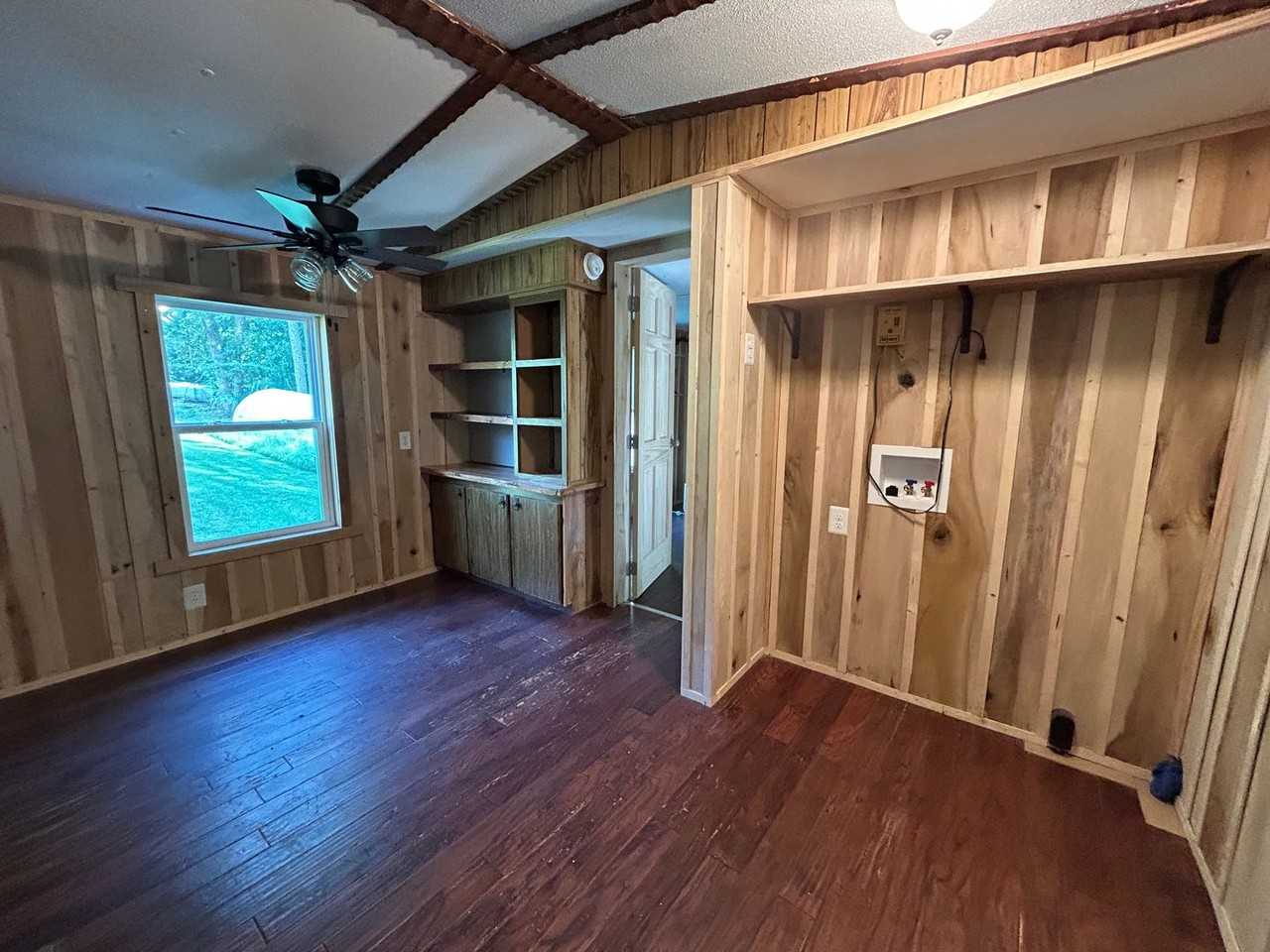 3236 Swaim Rd - Photo 7 of 14