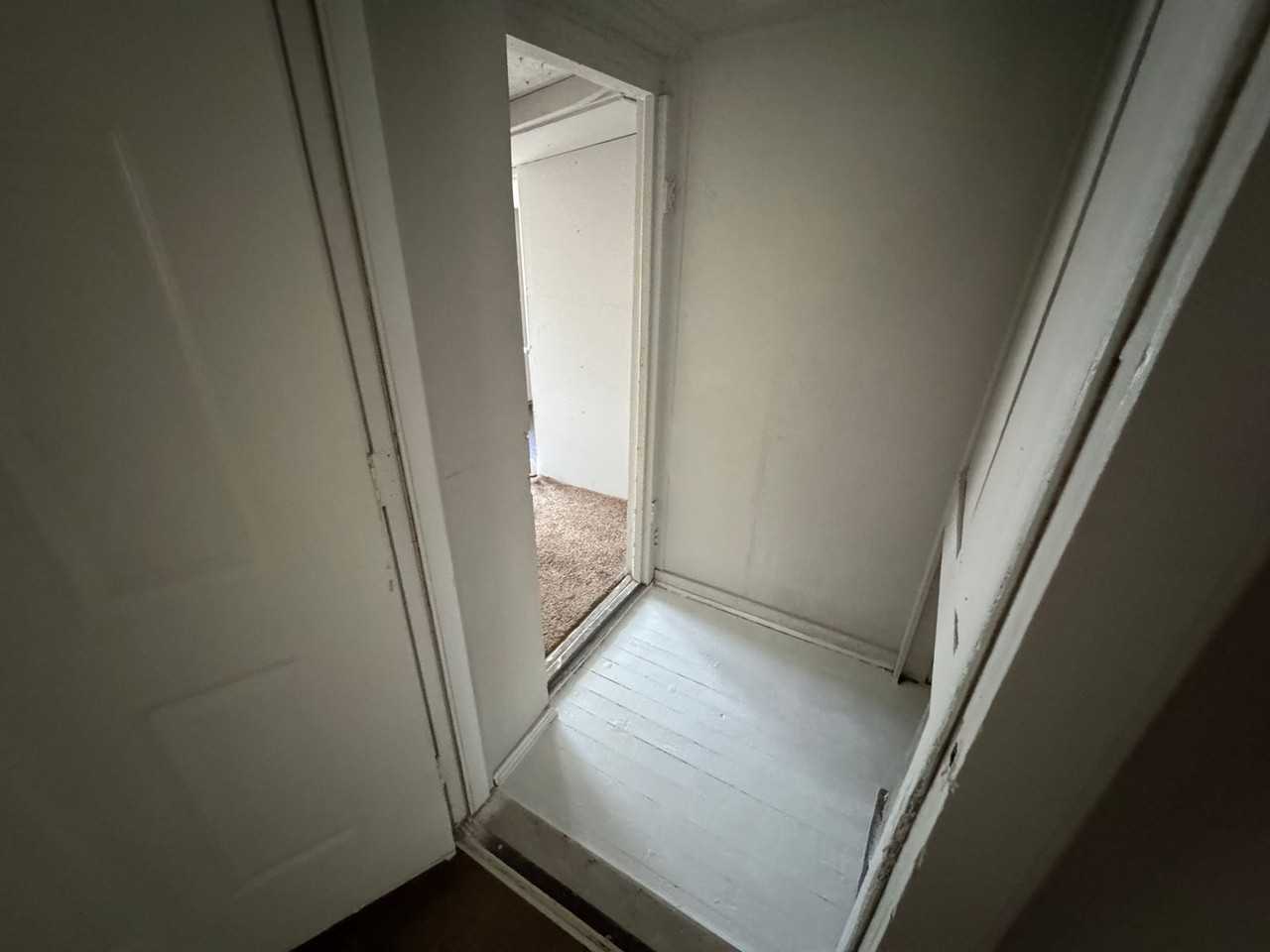 804 3rd St - Photo 3 of 14