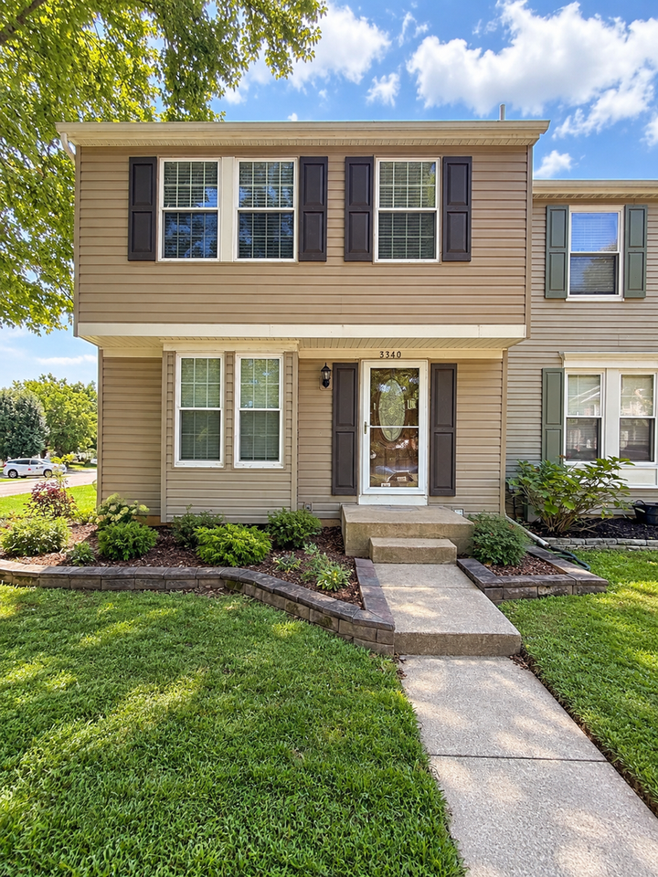 3340 Garrison Cir - Photo 2 of 25