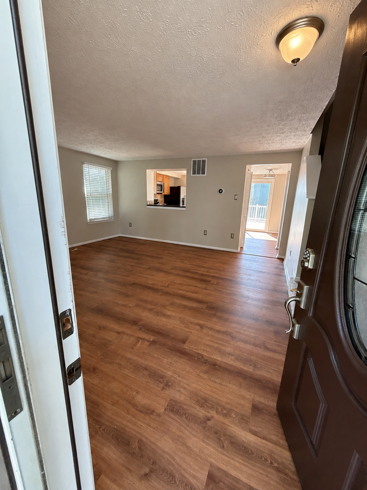 3340 Garrison Cir - Photo 3 of 25