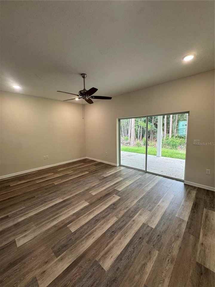 41346 Persimmon St - Photo 7 of 15
