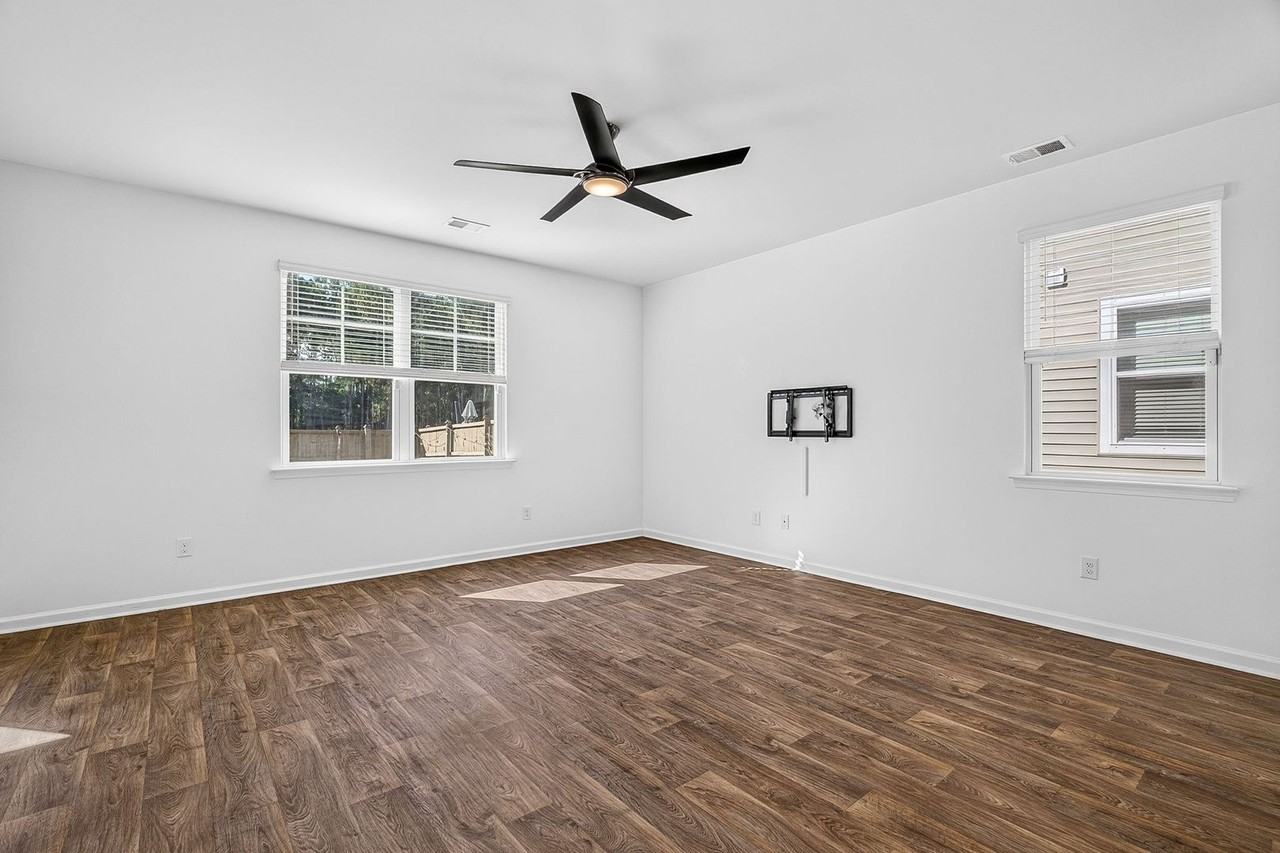 123 Sweet Cherry Ln - Photo 4 of 40