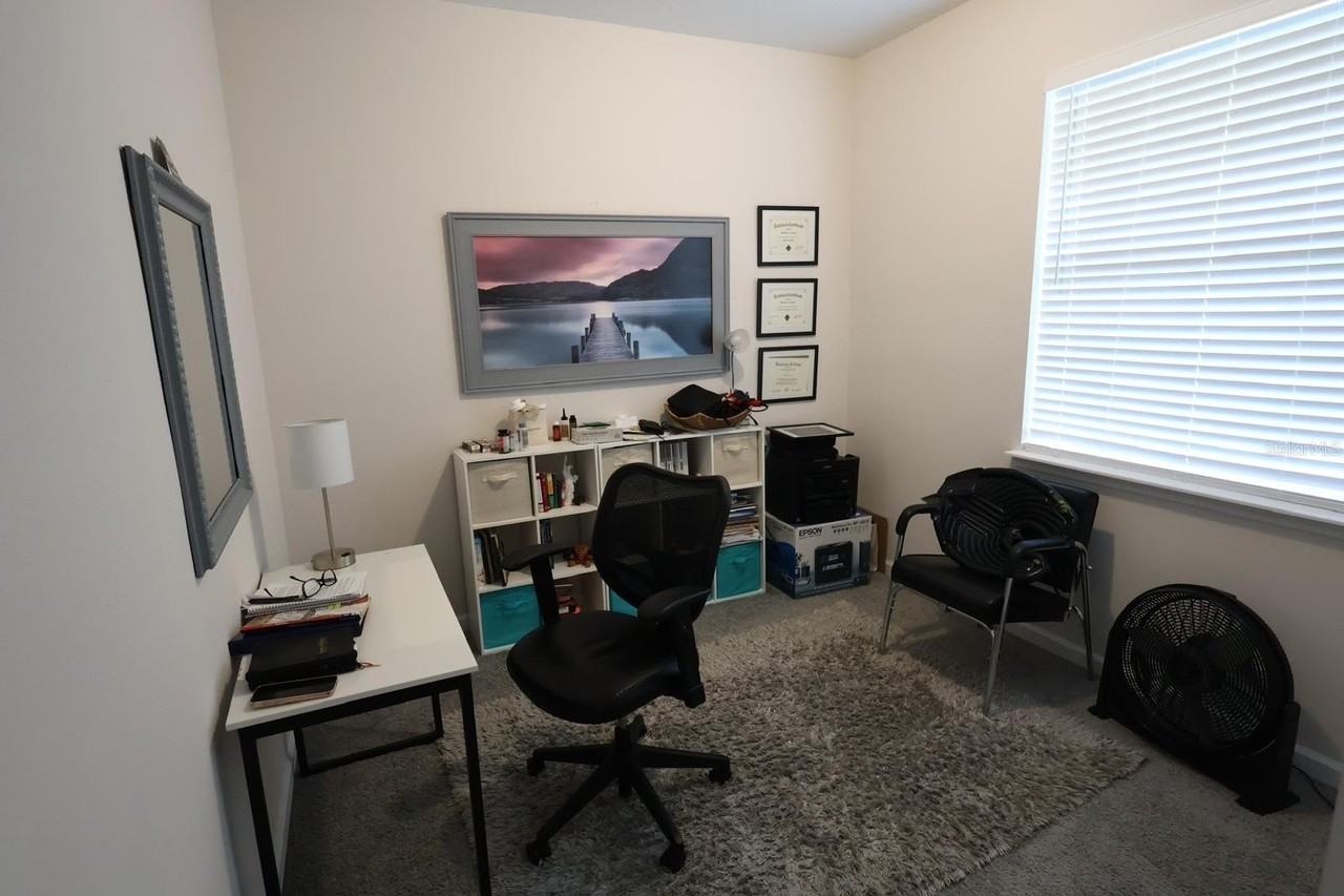 301 Golden Sands Cir - Photo 3 of 14