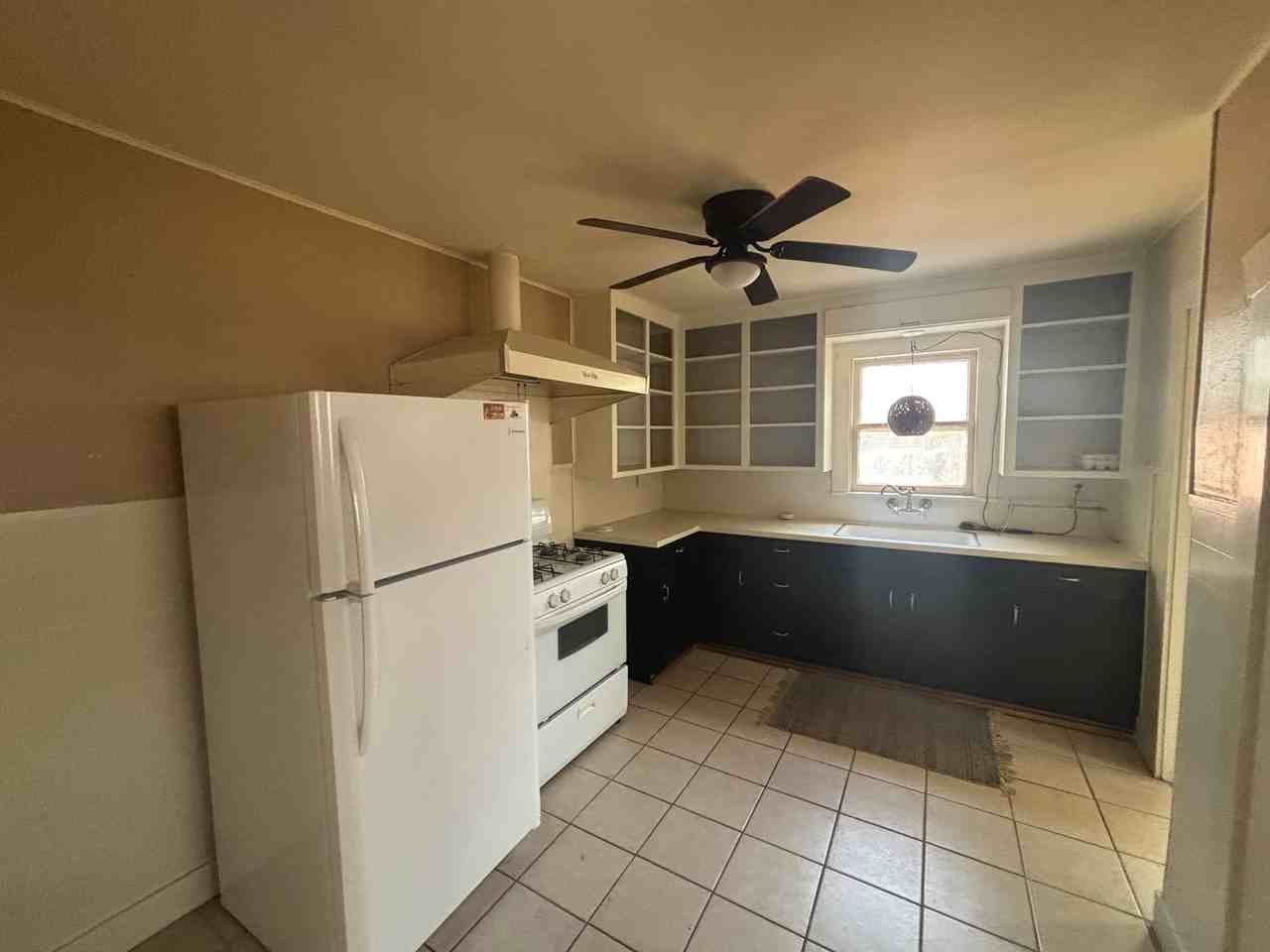 3355 S 4th St - Photo 7 of 14