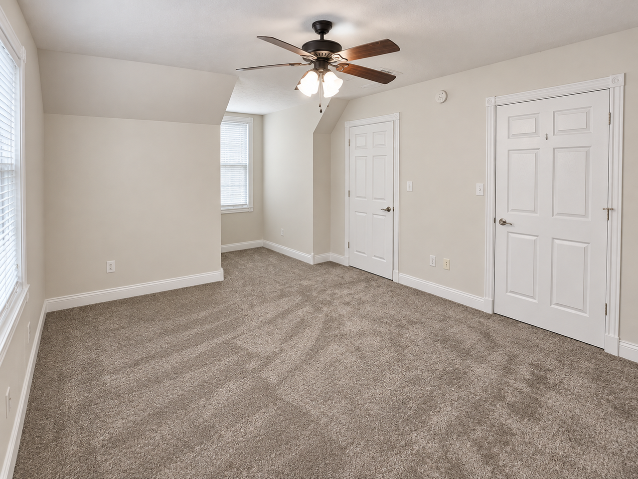 5914 5914 Gleniew Dr - Photo 6 of 14