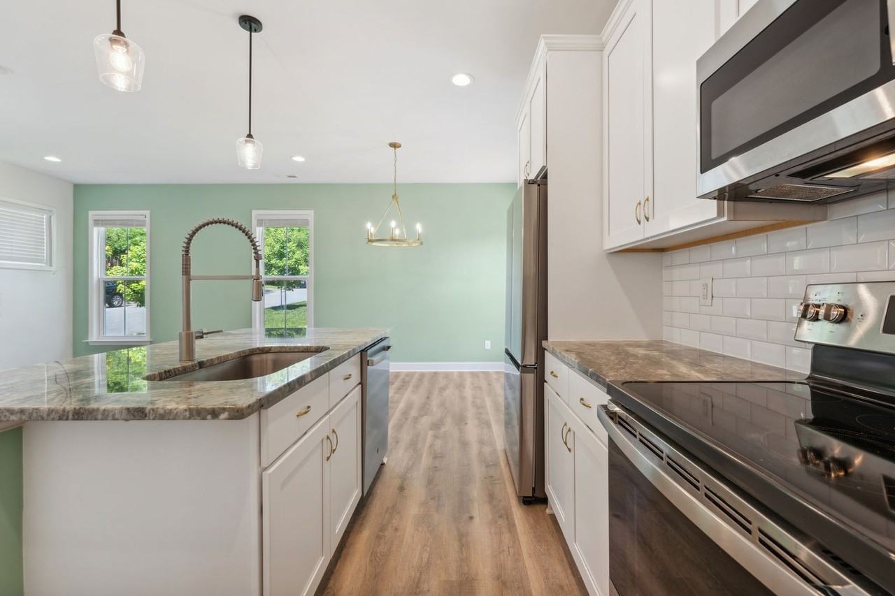 2804 Cannada Ave - Photo 6 of 21