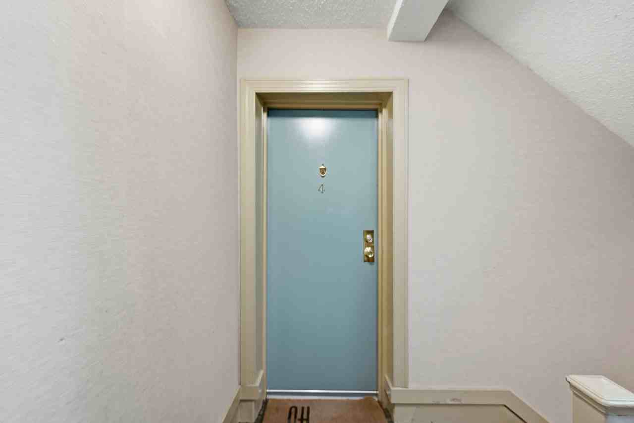 525 Bashford Ln - Photo 7 of 23