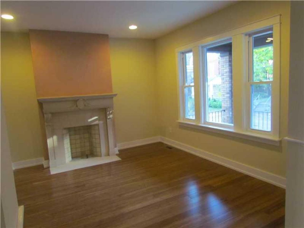 5525 Margaretta St - Photo 2 of 24