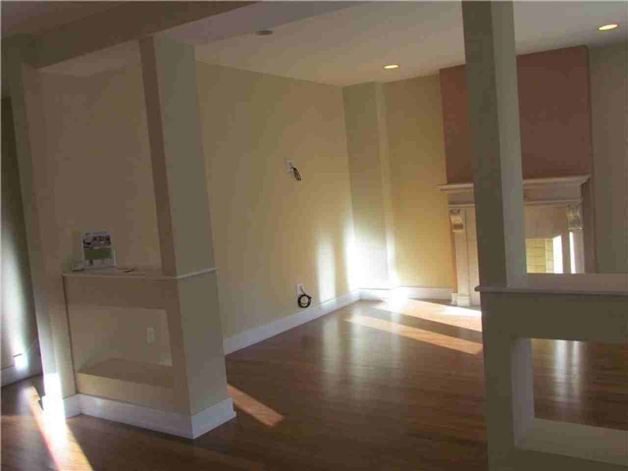 5525 Margaretta St - Photo 3 of 24