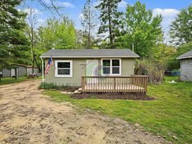 4206 S Shore Dr - Photo 1 of 1