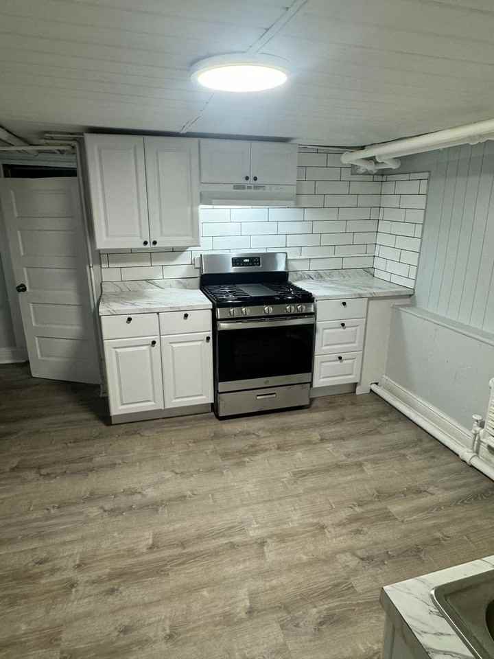 36 S Elberon Ave - Photo 2 of 10