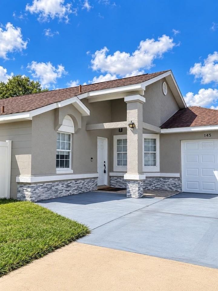 145 Pinewood Cir - Photo 3 of 20