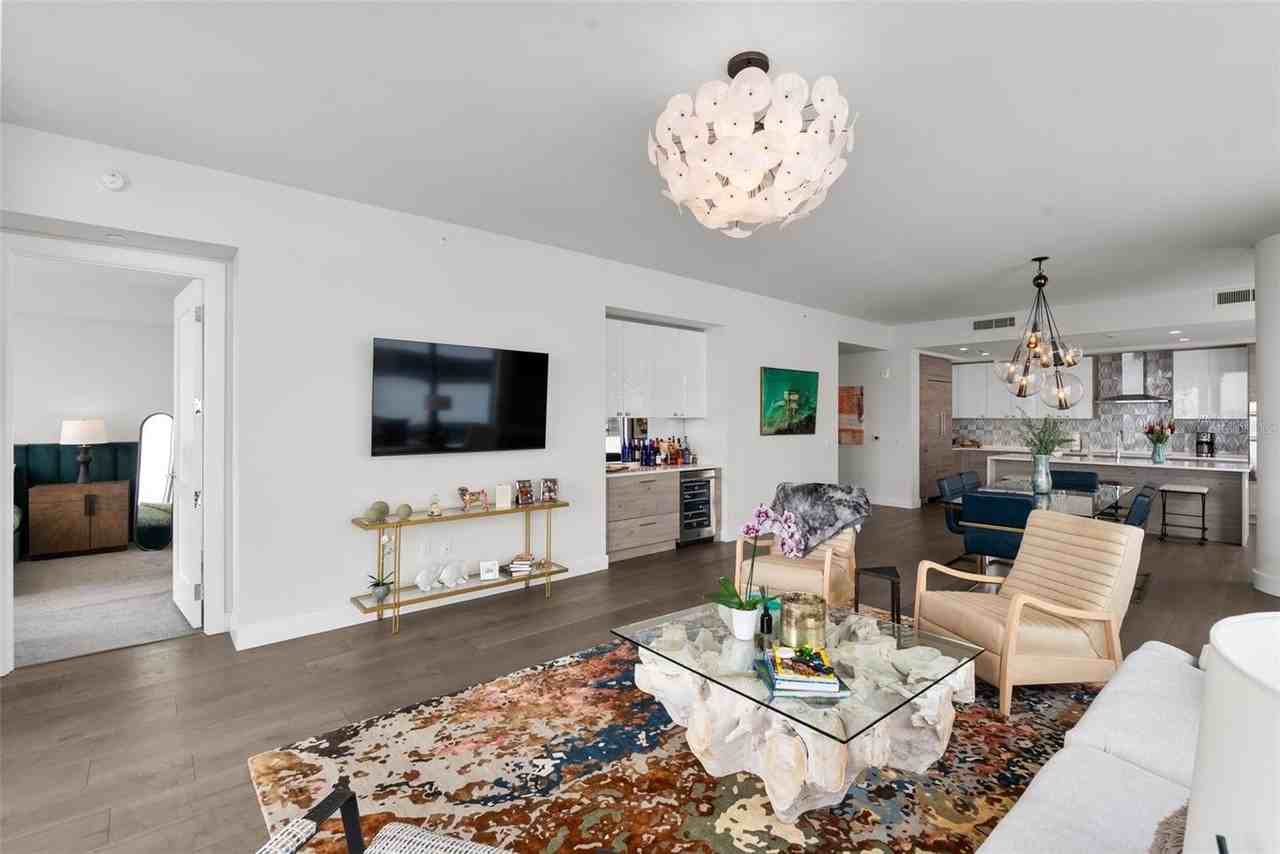 301 1st St S #1103 - Photo 5 of 50