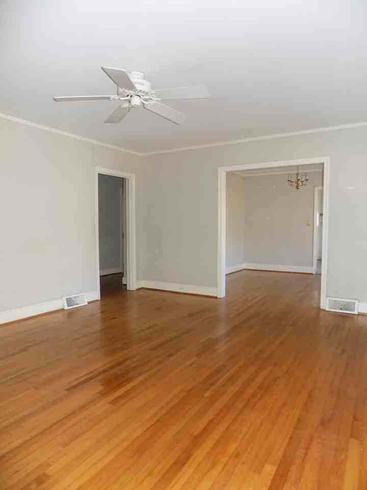 2818 Monroe St - Photo 5 of 16
