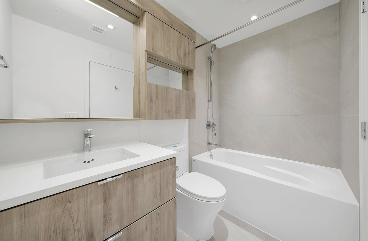755 Harbourside Drive #307 - Photo 6 of 14