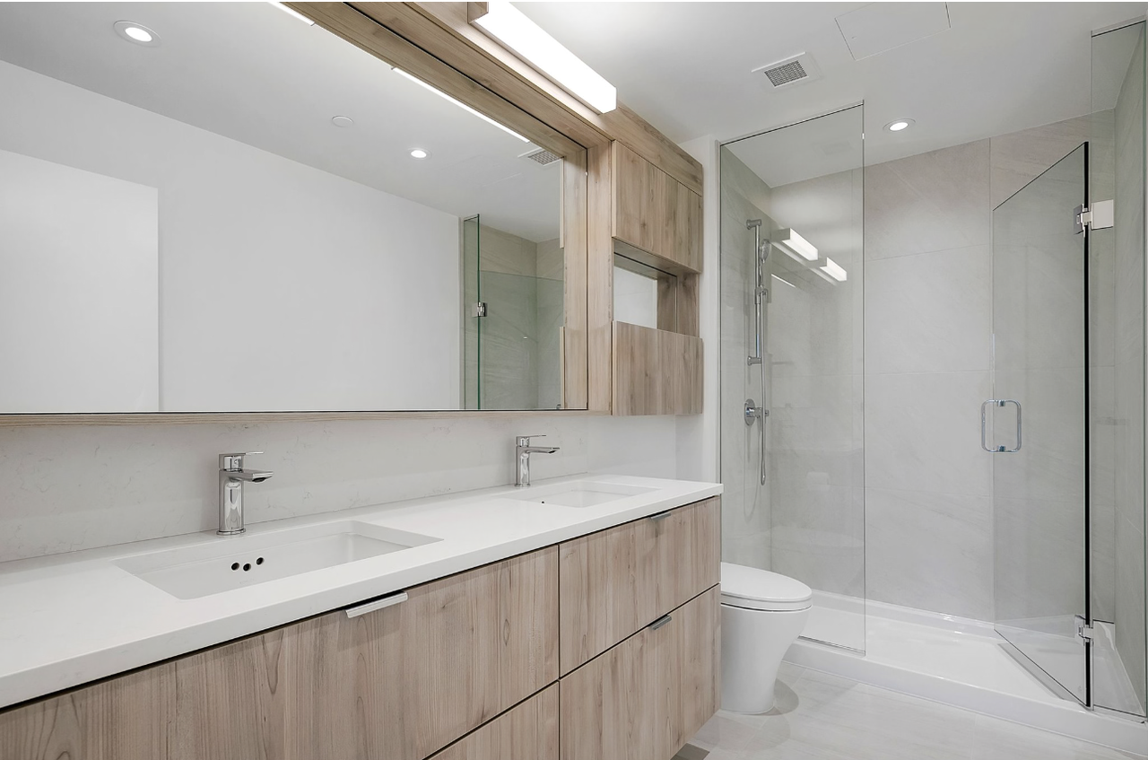 755 Harbourside Drive #307 - Photo 7 of 14