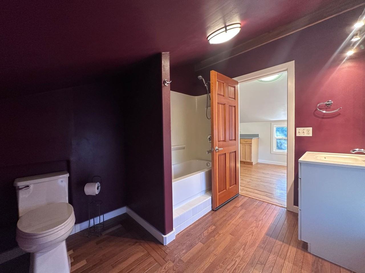 4238 2nd Ave #C - Photo 7 of 18