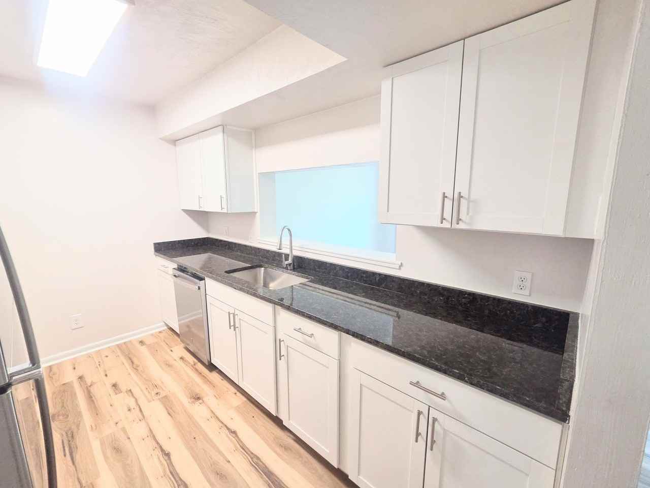 3833 Staffordshire Ln - Photo 7 of 20