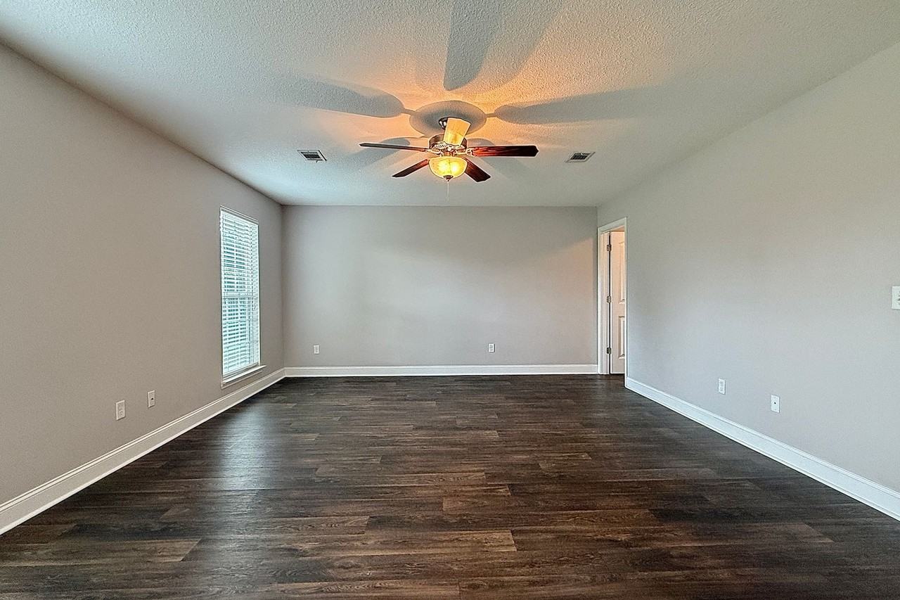 309 Nashview Trl - Photo 4 of 46