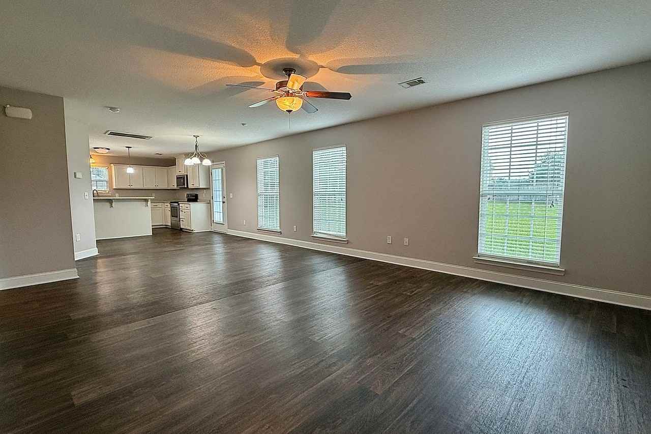 309 Nashview Trl - Photo 5 of 46