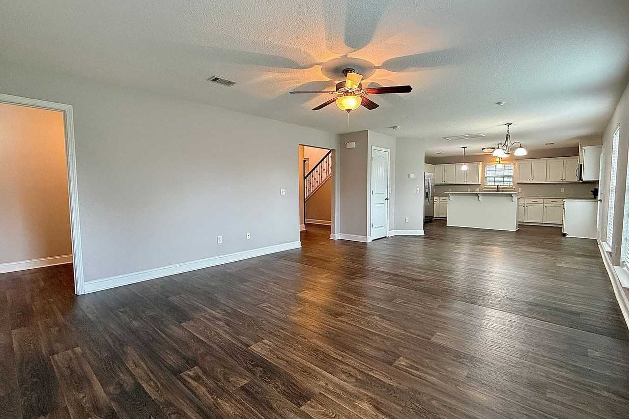 309 Nashview Trl - Photo 6 of 46