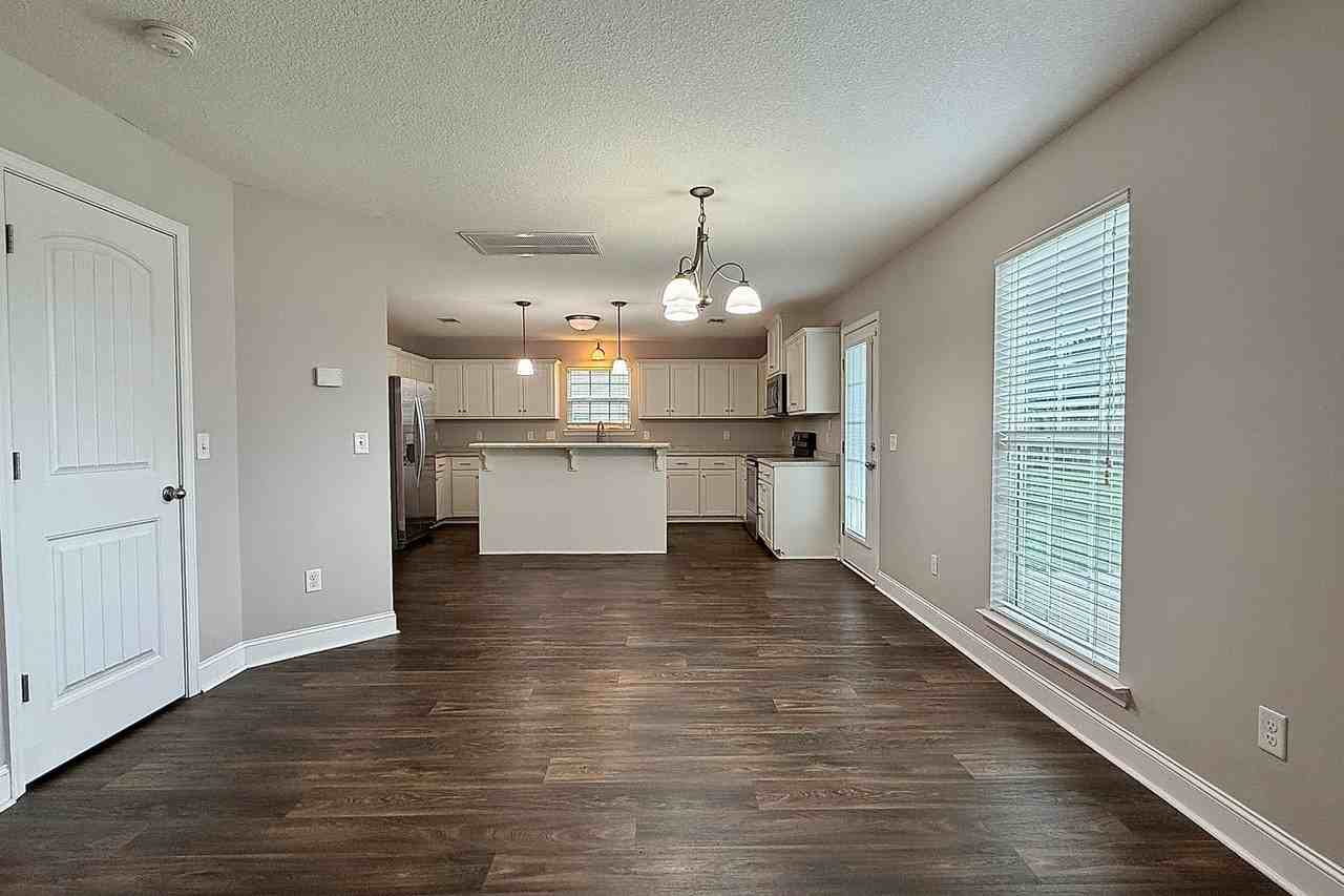 309 Nashview Trl - Photo 7 of 46