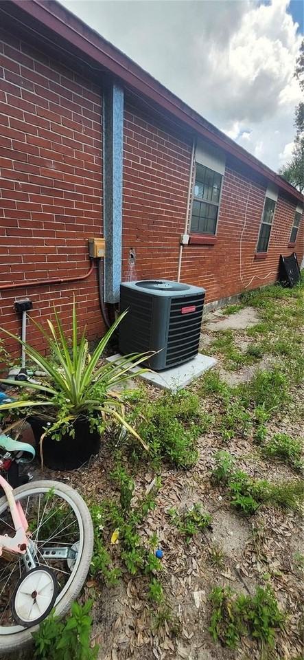 10704 N 15th St #A - Photo 3 of 3