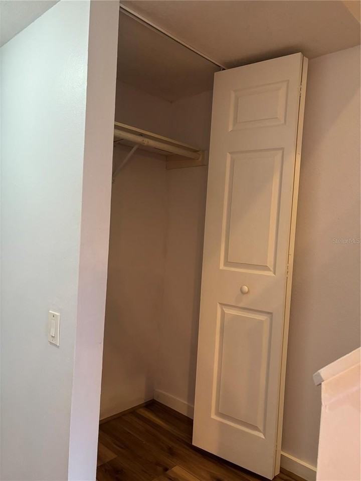 11428 Bay St Ne - Photo 7 of 26