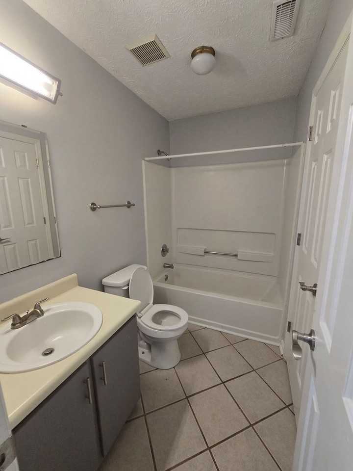 2700 Preston Woods Ln - Photo 5 of 22