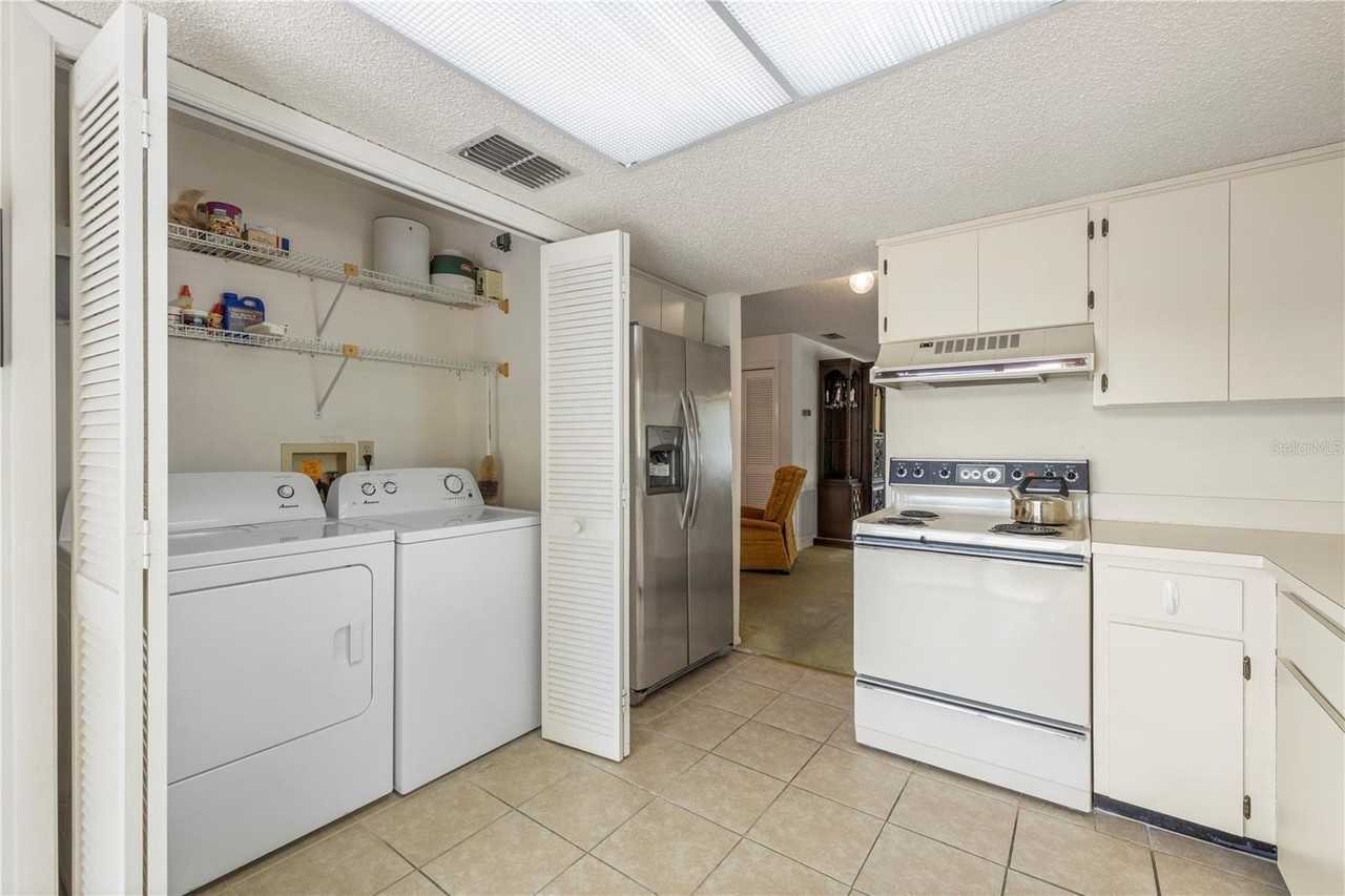 8023 Feather Ct #D - Photo 5 of 40