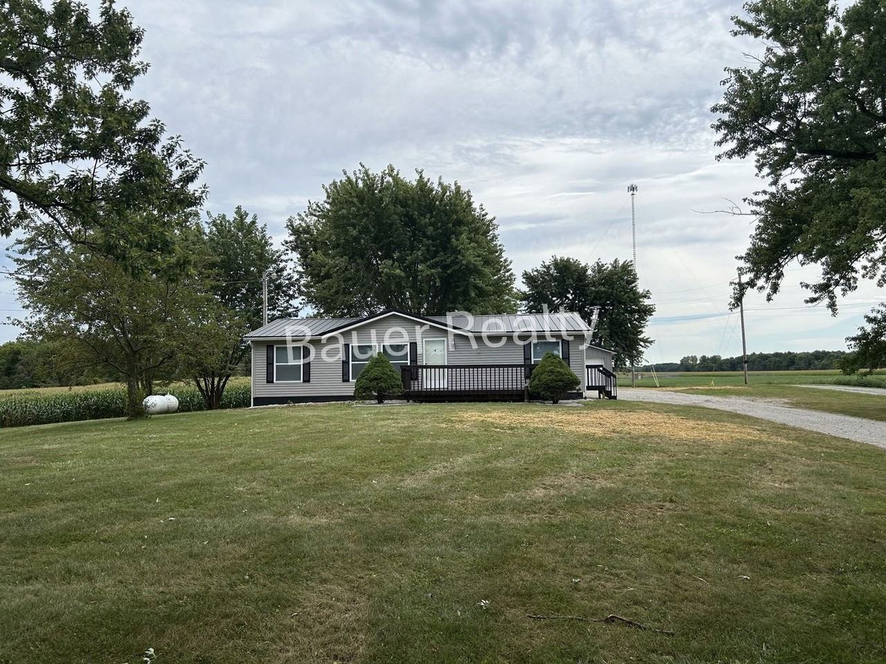 2501 Us Highway 224 E - Photo 2 of 31
