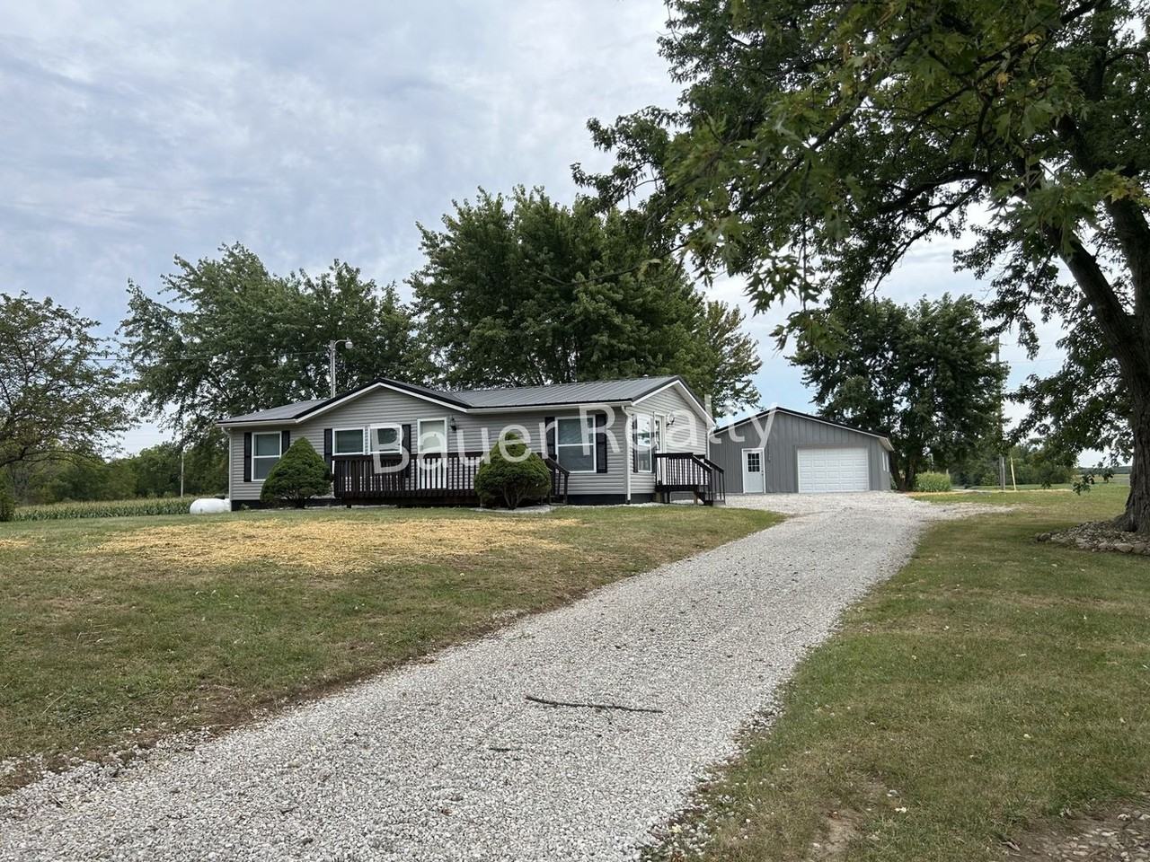 2501 Us Highway 224 E - Photo 3 of 31